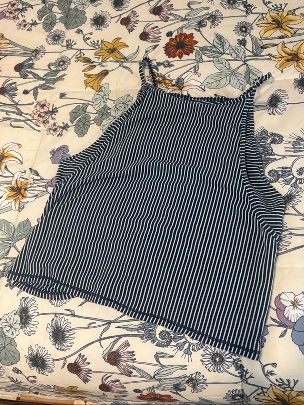 Lululemon Striped Navy and White Cropped Tank Top - Size 6